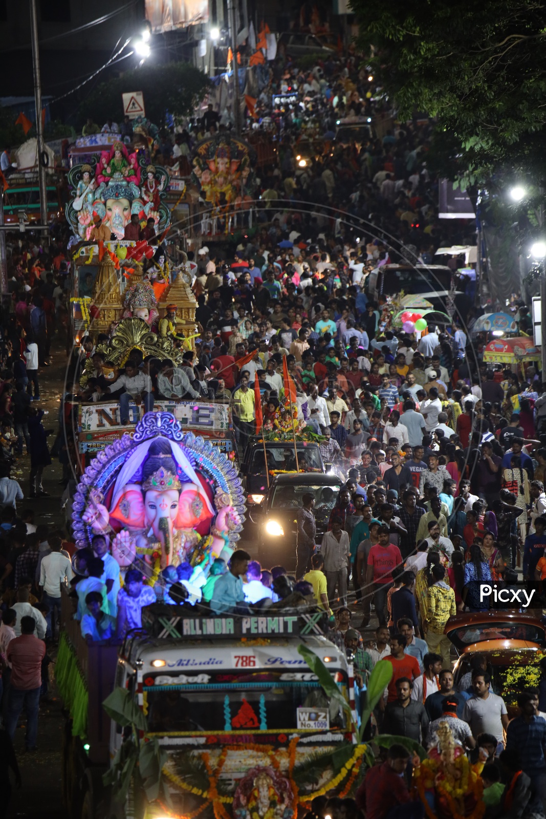 Image of Ganesh Idols Carrying In Heavy Trucks For Immersion In Hussain ...