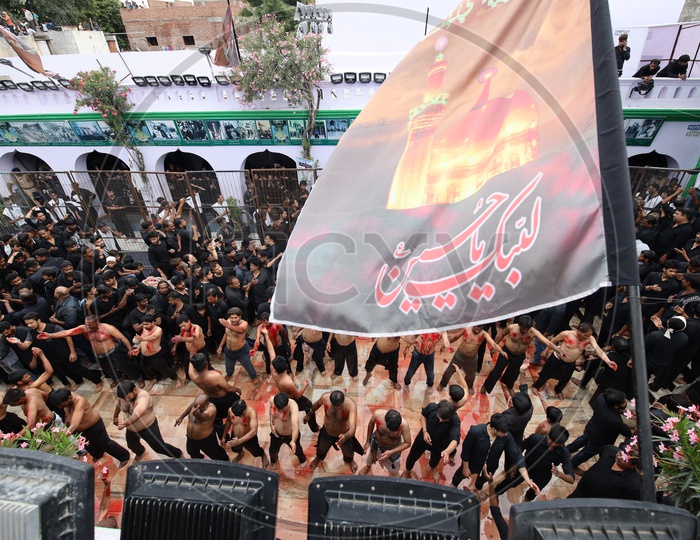 Crowd Of Muslim Devotees Flagellation At Bibi Ka Alawa  Offering Mourns During Muharrum Eve