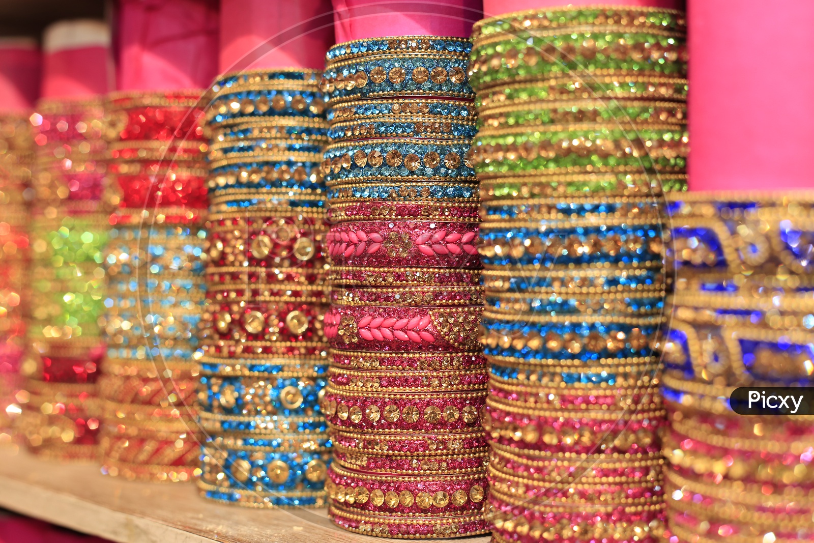 Colourful Bangles  selling In Famous Bangle Bazaar Around Charminar