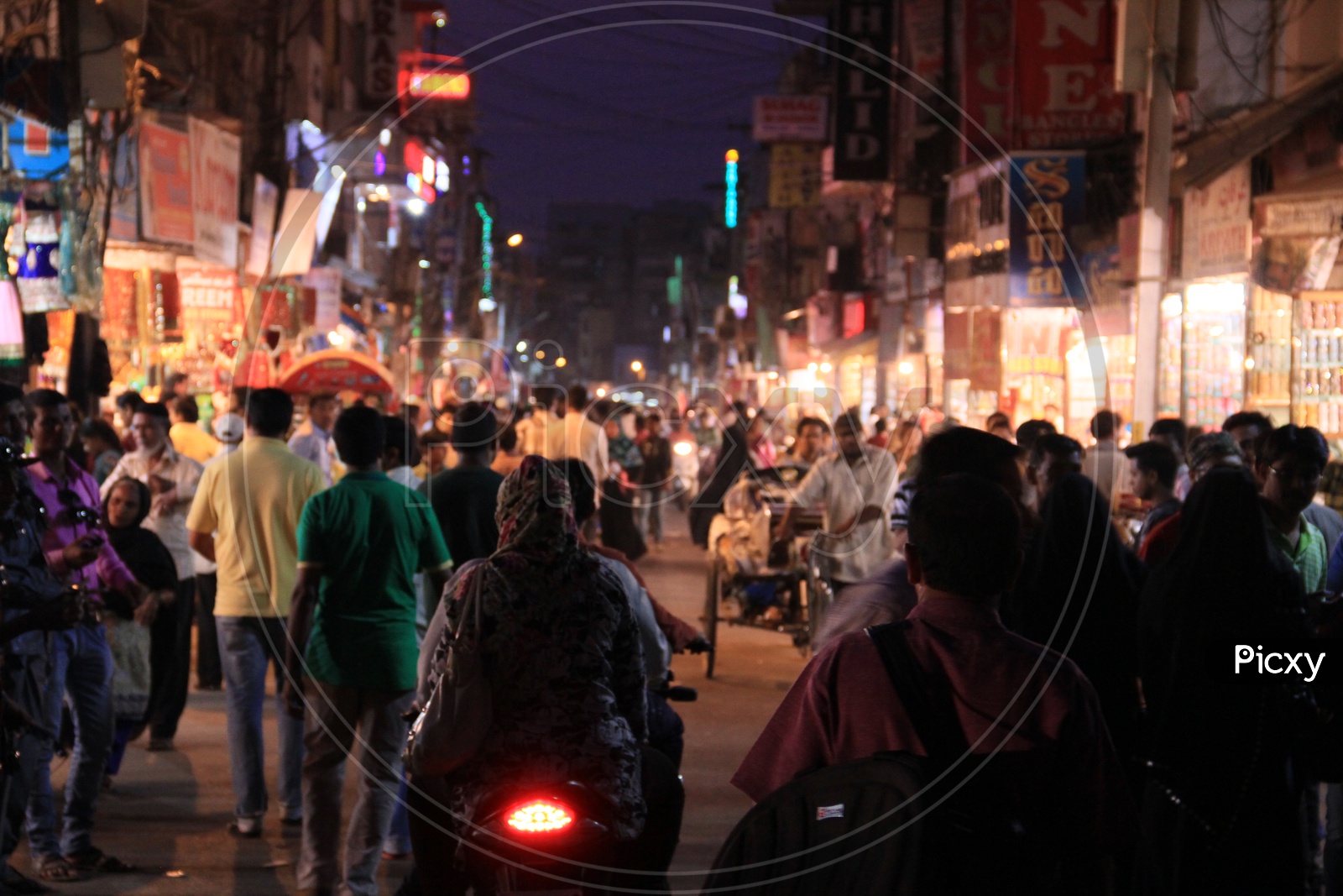 Busy Ghansi Bazaar  Street With  Visitors Shopping  In Bangle Stores