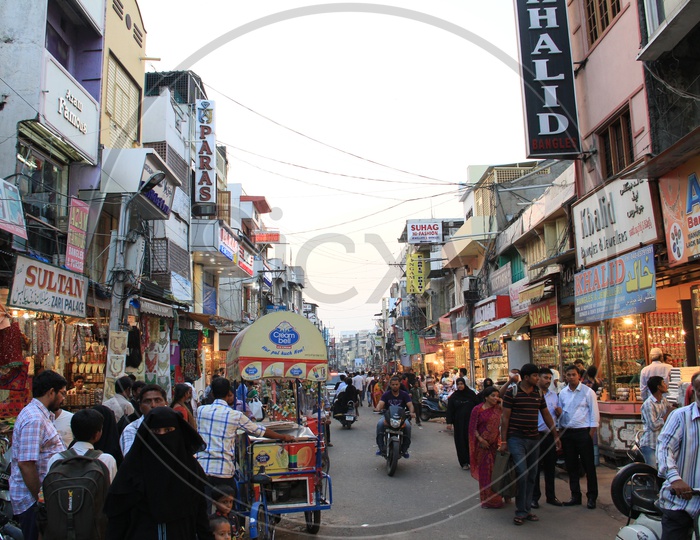 Bangles Shops In Ghansi Bazaar Street Near Charminar