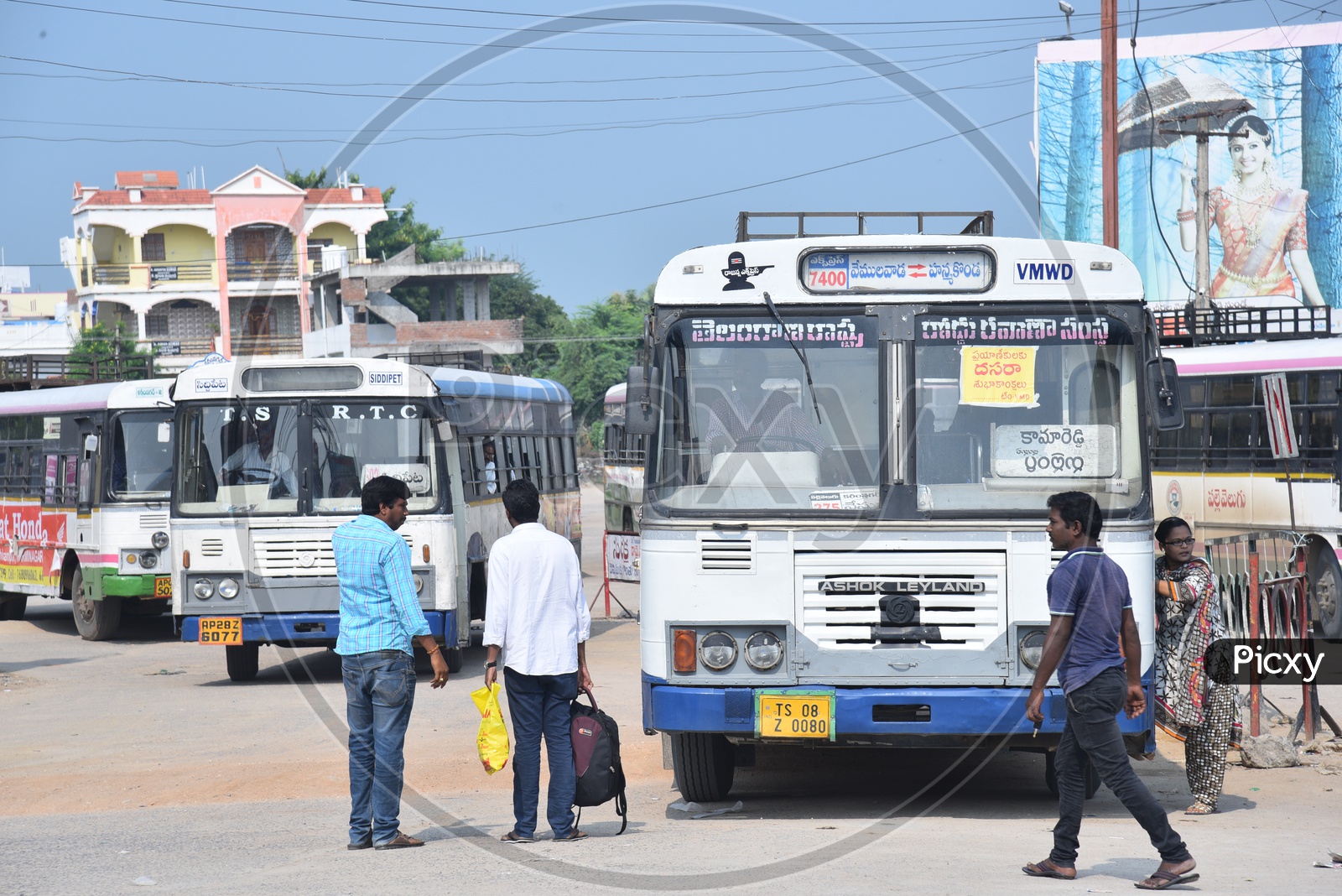 Because of the ongoing issues of TSRTC workers union and Telangana State Government, TSRTC is forced to use the services of Private Bus Drivers and conductors,  October 7, 2019