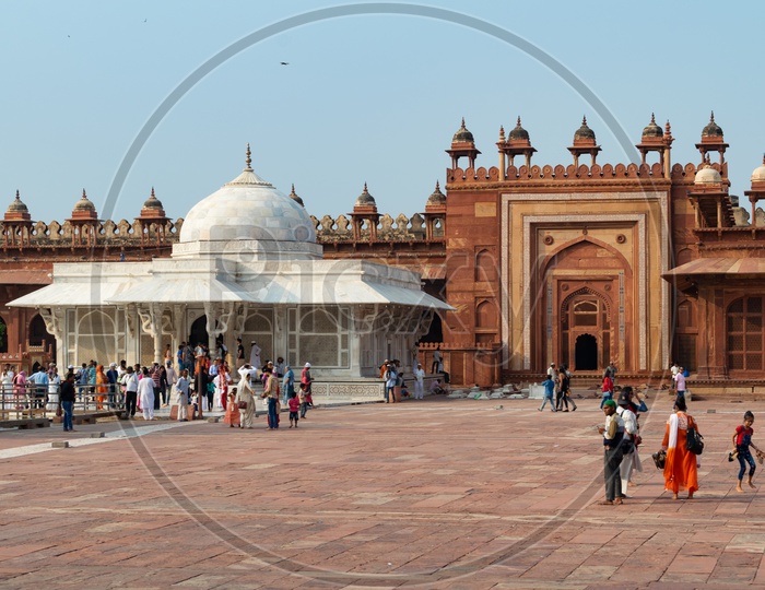 Tourists Or Visitors At Agra Fort Compound