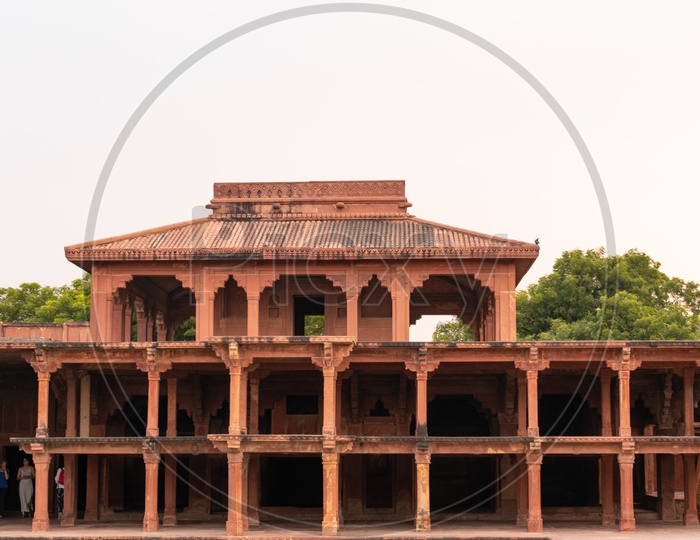 Architecture Of Agra Fort With Mandapas Build With Pillars