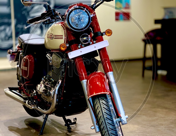 JAWA 300 Cruiser Bike In a Showroom
