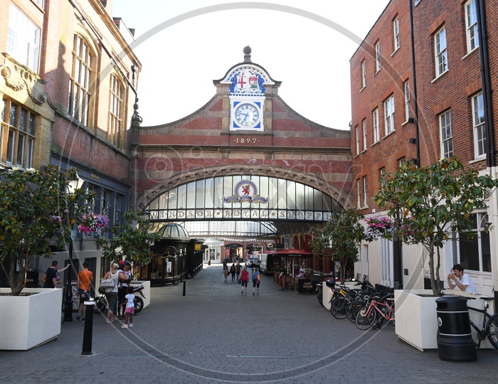 Windsor Royal Shopping Street in London