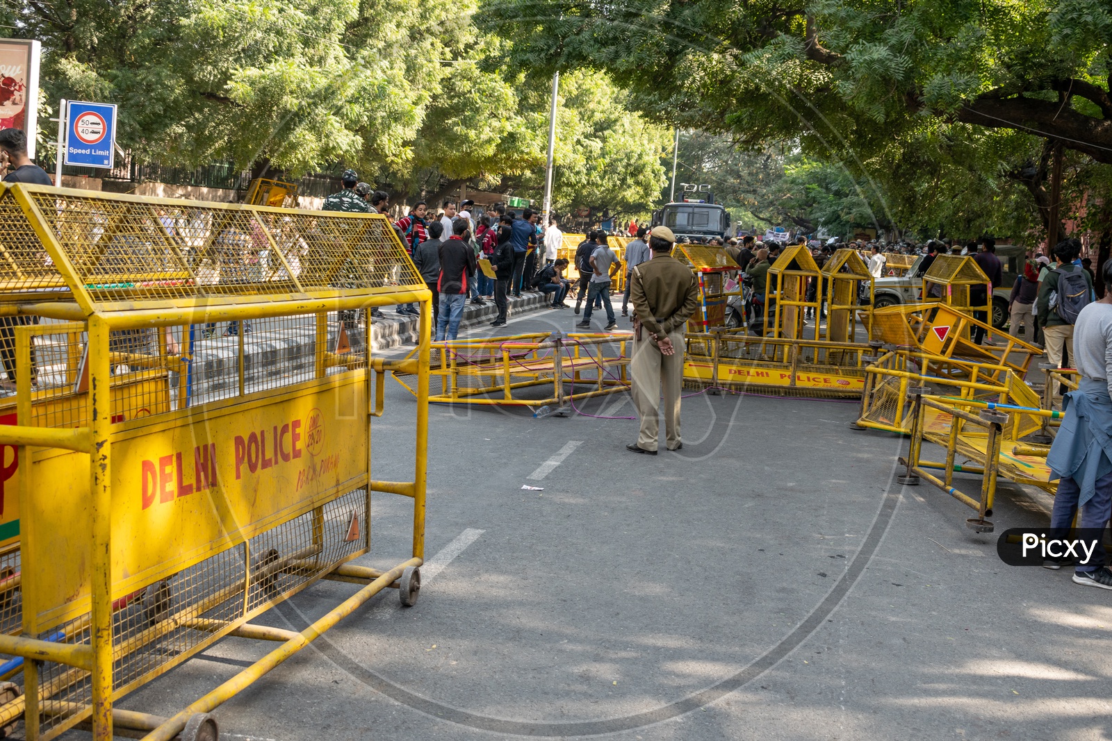 Barricades removed by JNU students during protest
