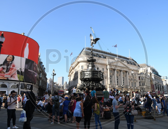 St.James's Street With Busy Crowd In London