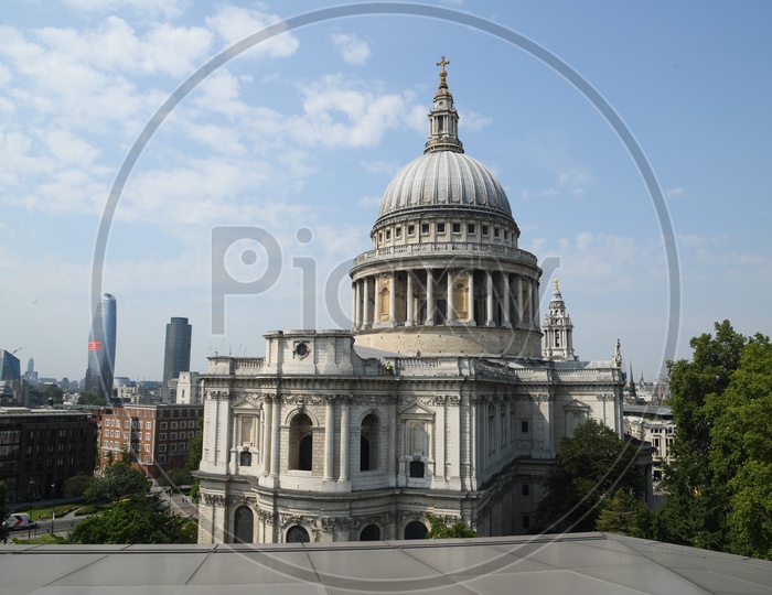 St. Paul's Cathedral , London