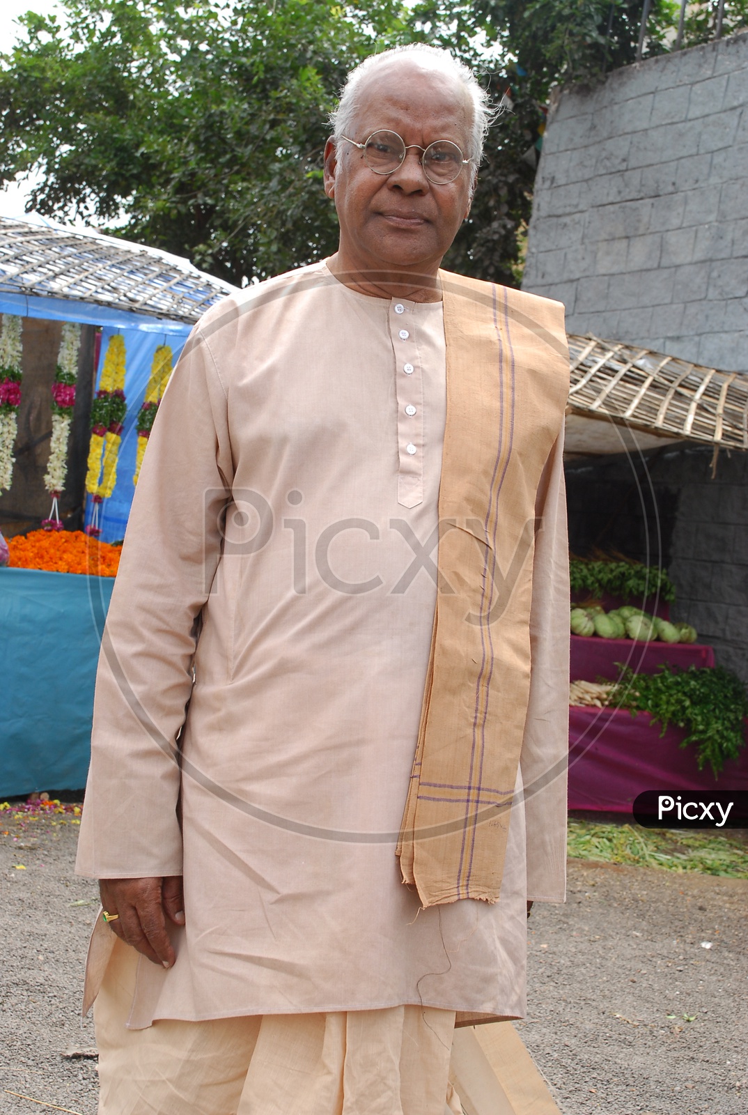 Telugu Movie Character Artist Raavi Kondala Rao