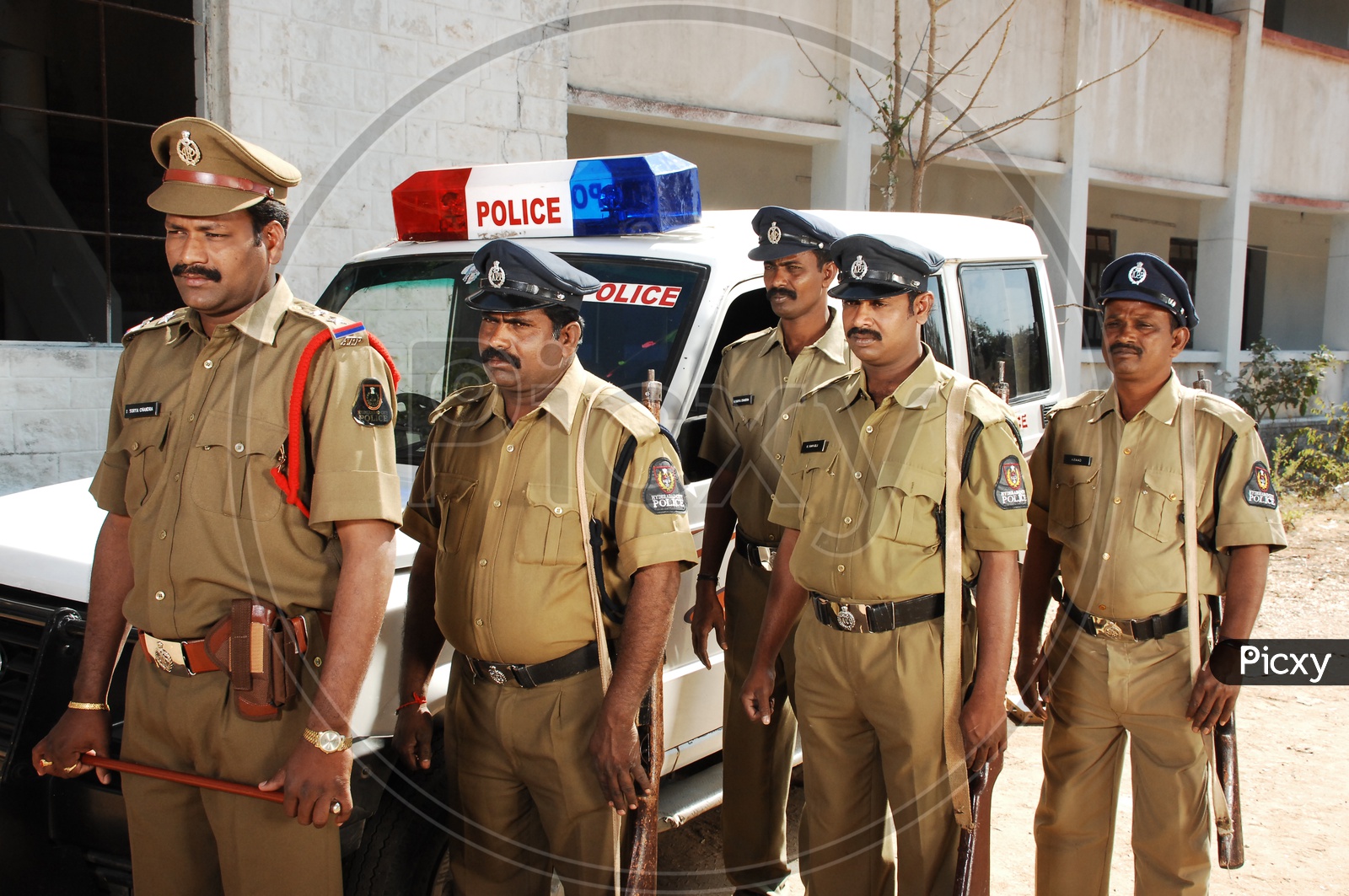 Image Of Indian Police Men With Police Vehicle-ZQ699631-Picxy