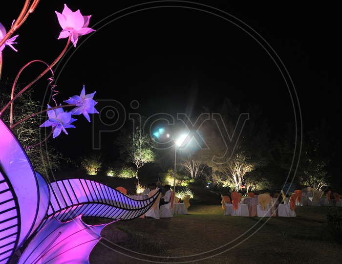 Wedding Decoration Designs With Stages And Lighting
