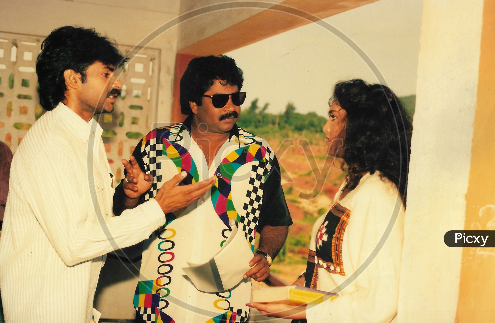 Telugu Film Actor Pawan Kalyan First Movie Akkada Ammayi Ikkada Abbayi with Actress Supriya Yarlagadda and Director E. V. V. Satyanarayana