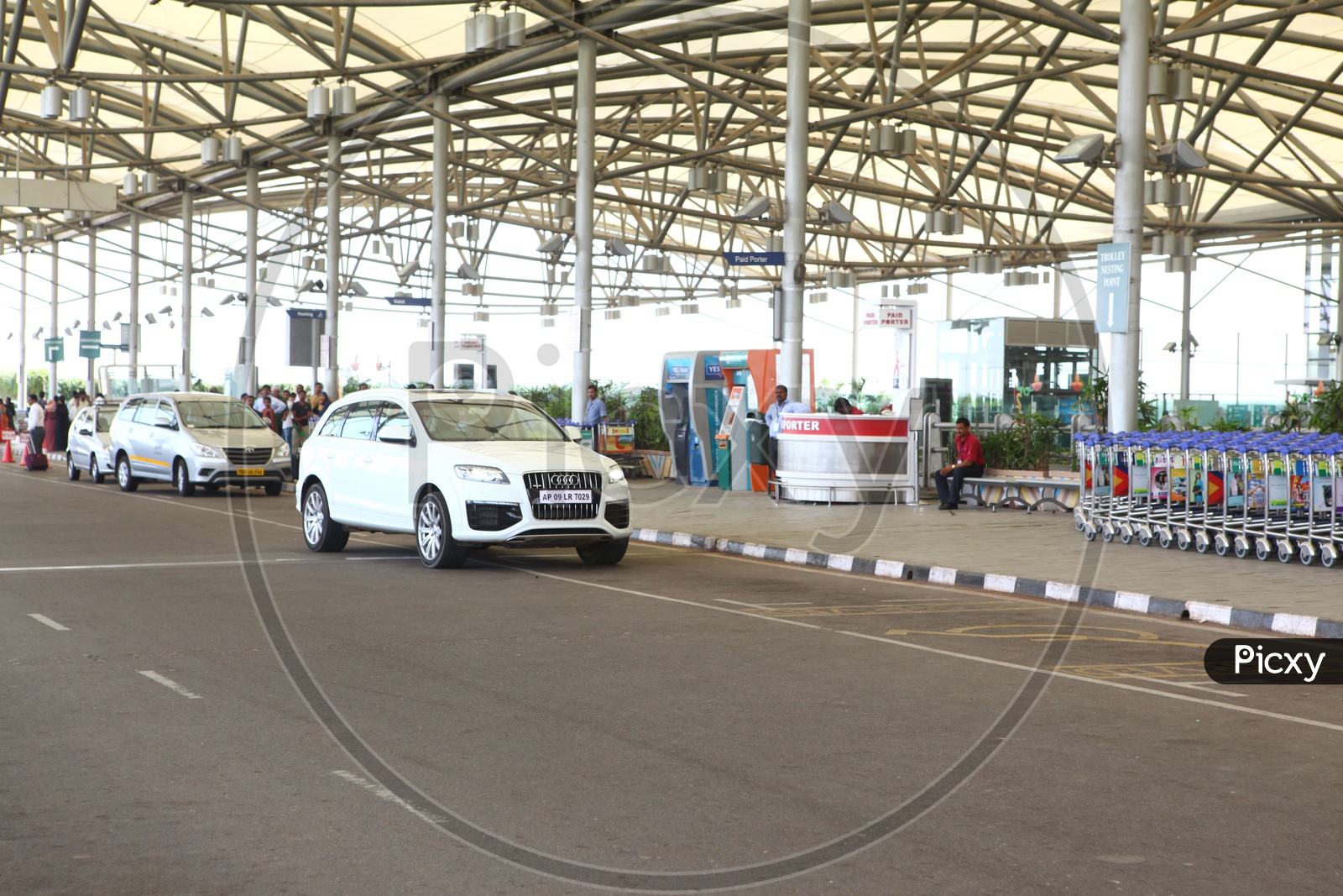 Cars at Hyderabad Airport Entrance