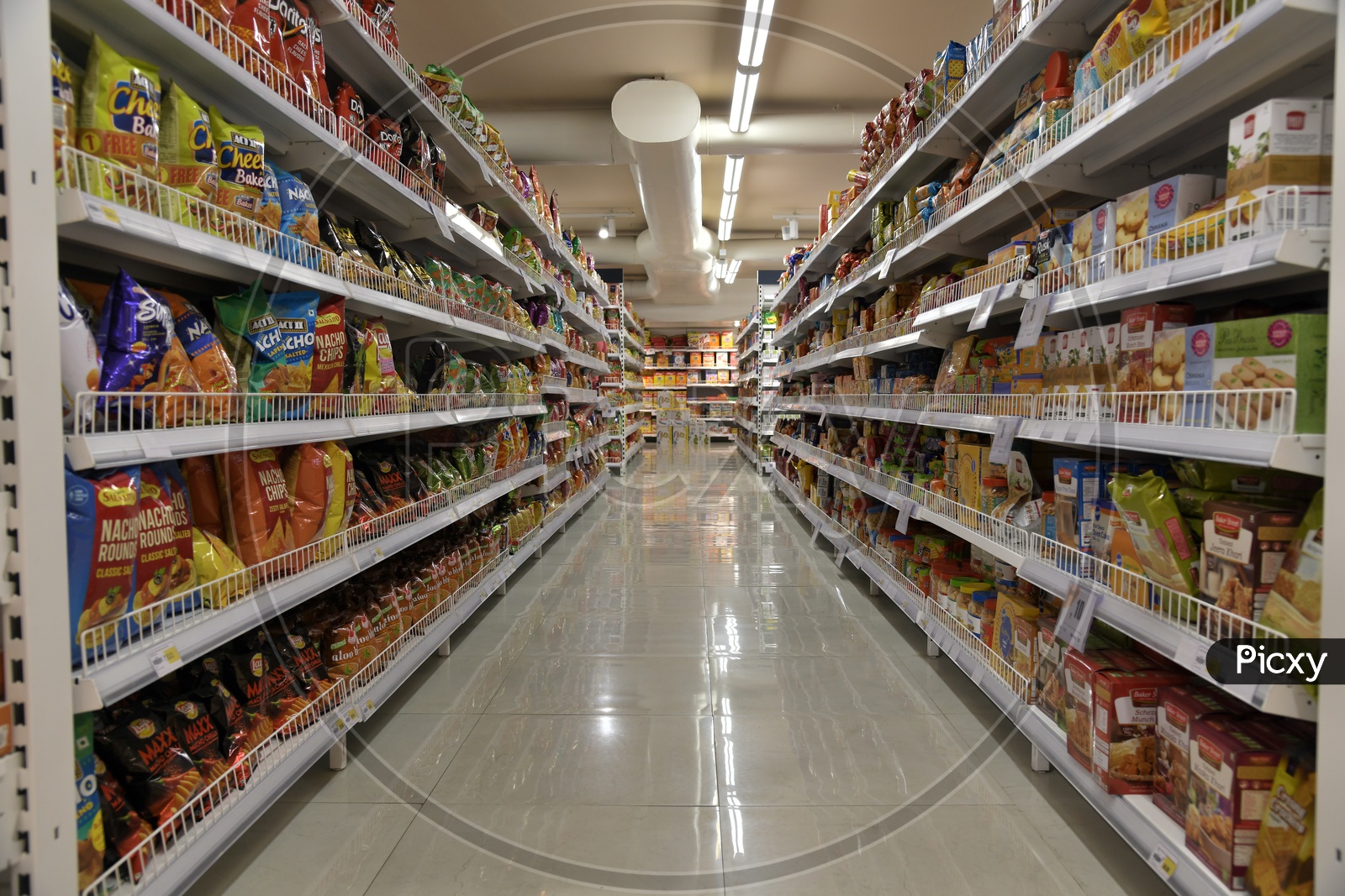 Rows in Super Market With Products