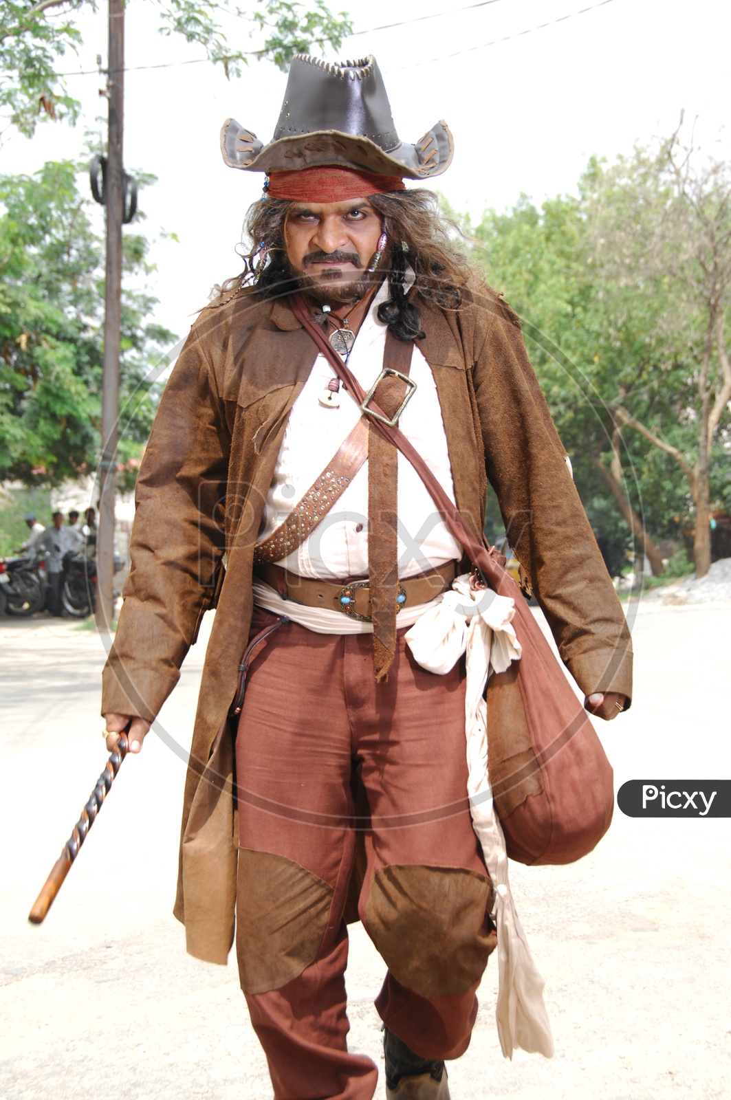 Tolywood Comedian Ali In Pirates Getup In Movie Working Stills