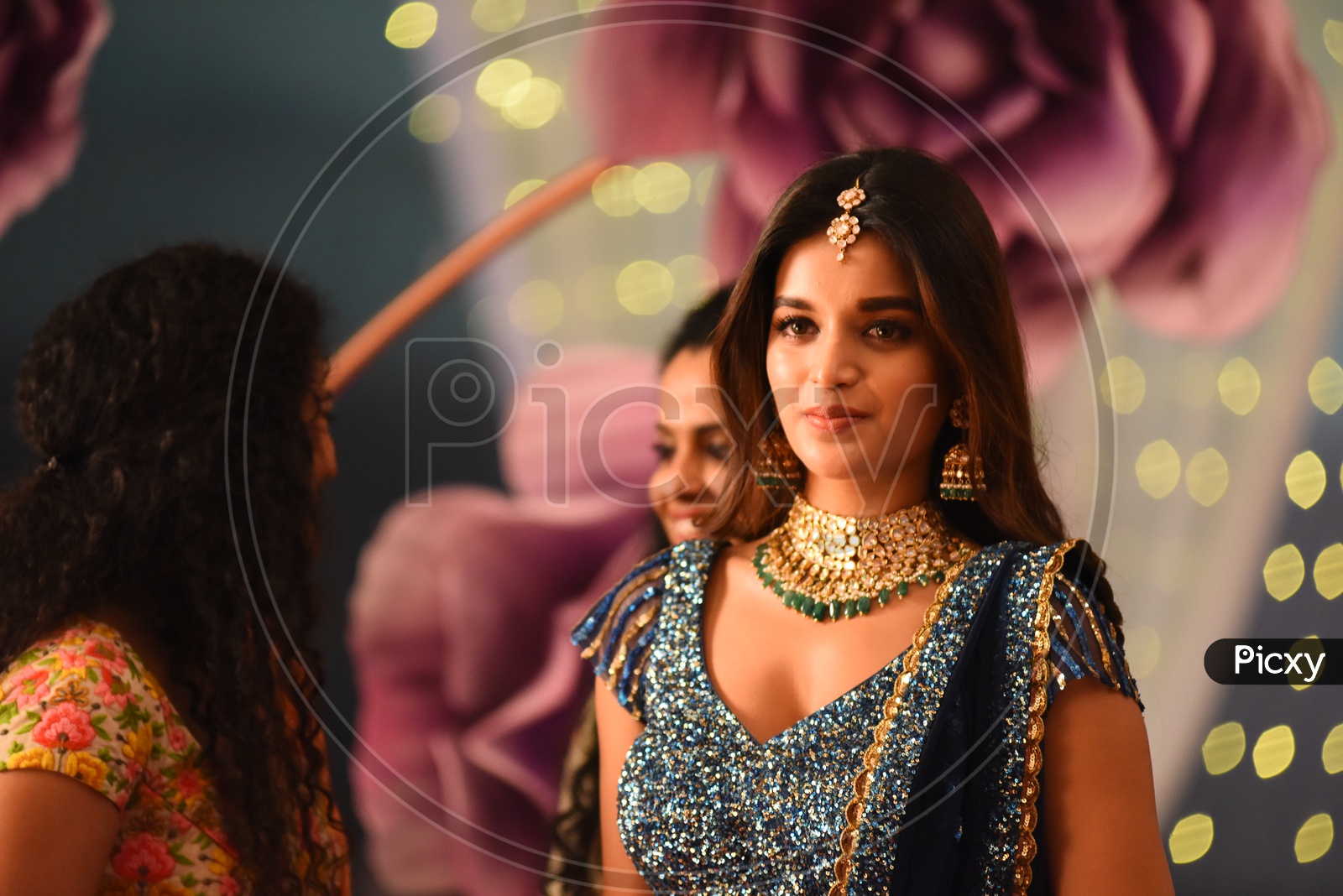 Image of Telugu Film Actress Nidhhi Agerwal Movie Working  Stills-TQ306780-Picxy