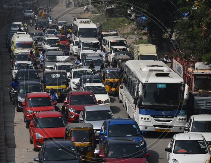 Rush Over Traffic Jam at Biodiversity Junction, Hyderabad