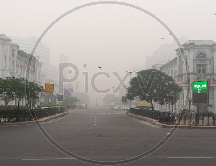 Connaught Place covered in smog Hazy morning due to Pollution at severe level in Delhi NCR after Diwali