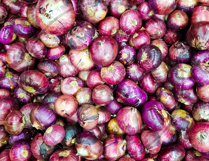 Heap Of Onion For Sale In Market