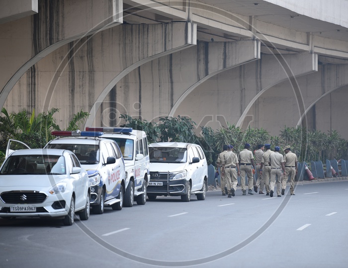 Hyderabad Police Deployed for  Surveillance On Tank Bund Roads in The wake  Of Closure due to Million March Call by TSRTC JAC , Congress And Other Political Parties
