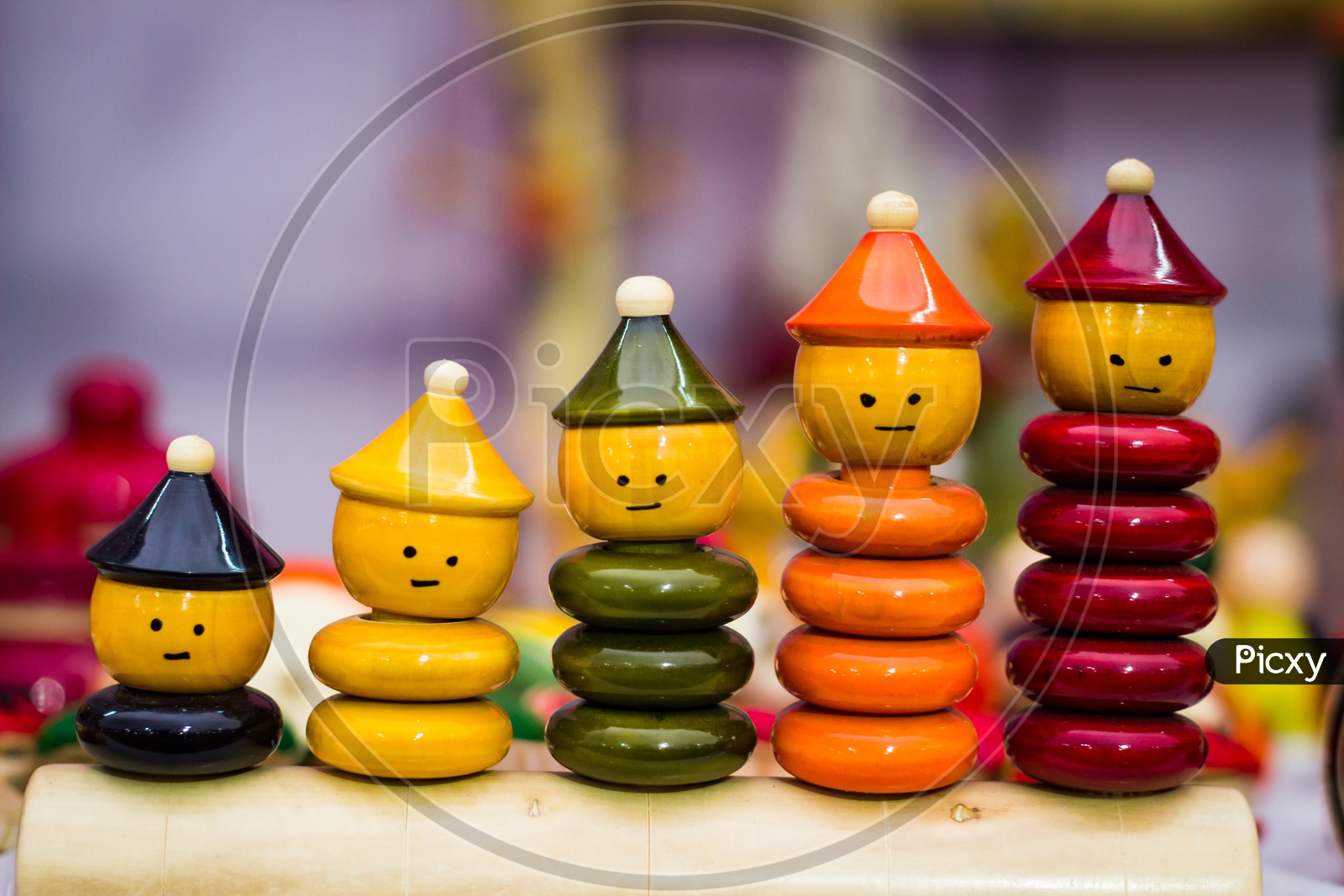 Colourful Ring Toy Stacking Doll Figures With Increasing Sizes