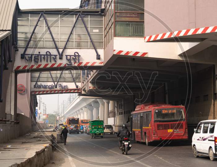 jahangirpuri metro station over the road