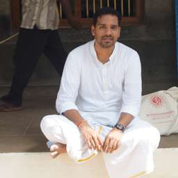 Profile picture of Ramanuj Kanchi on picxy