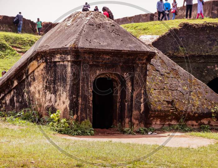 Manjarabad Fort