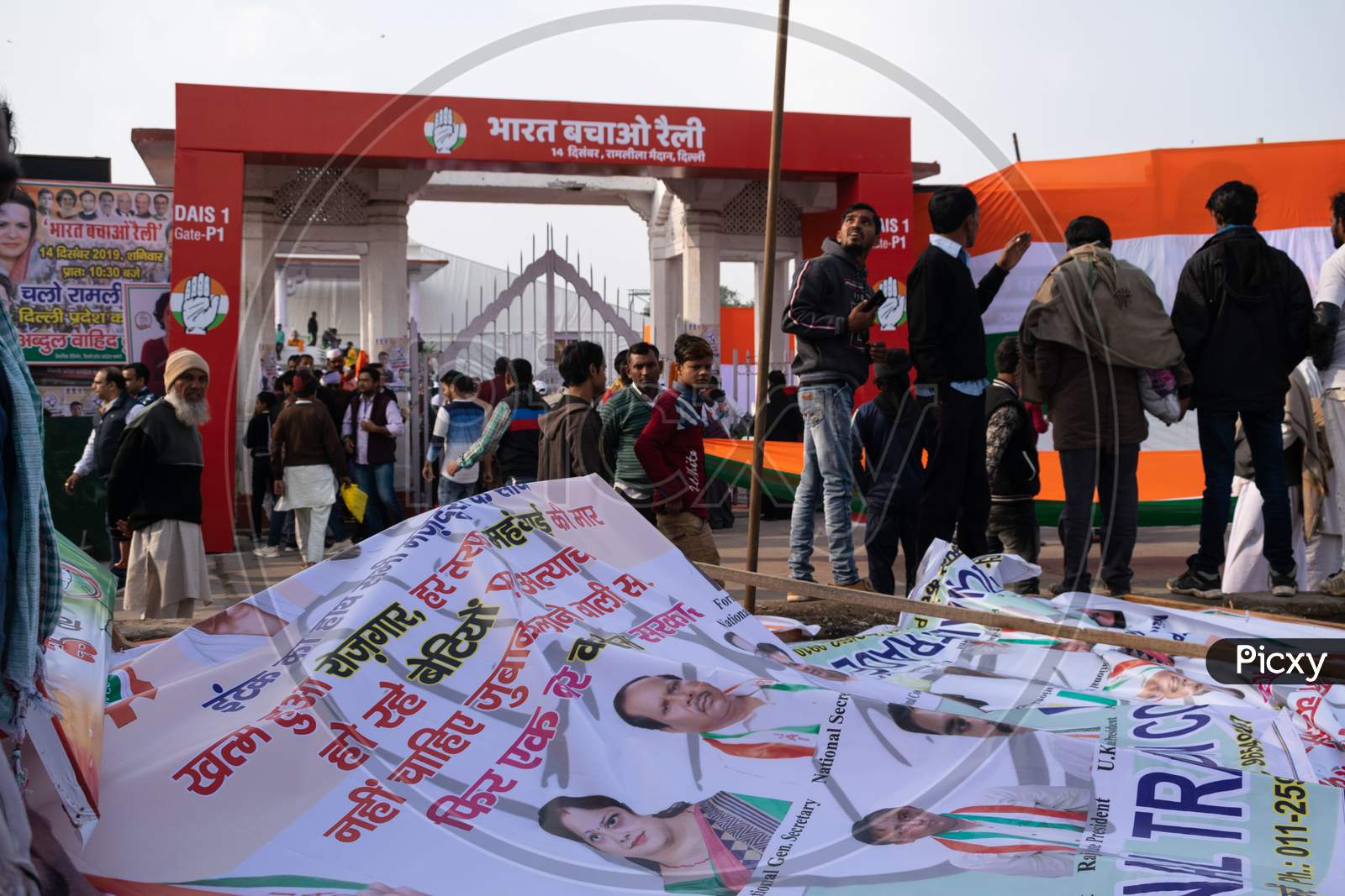 Posters and banners during 'Bharat Bachao' rally by Congress in Delhi to highlight Modi govt failures