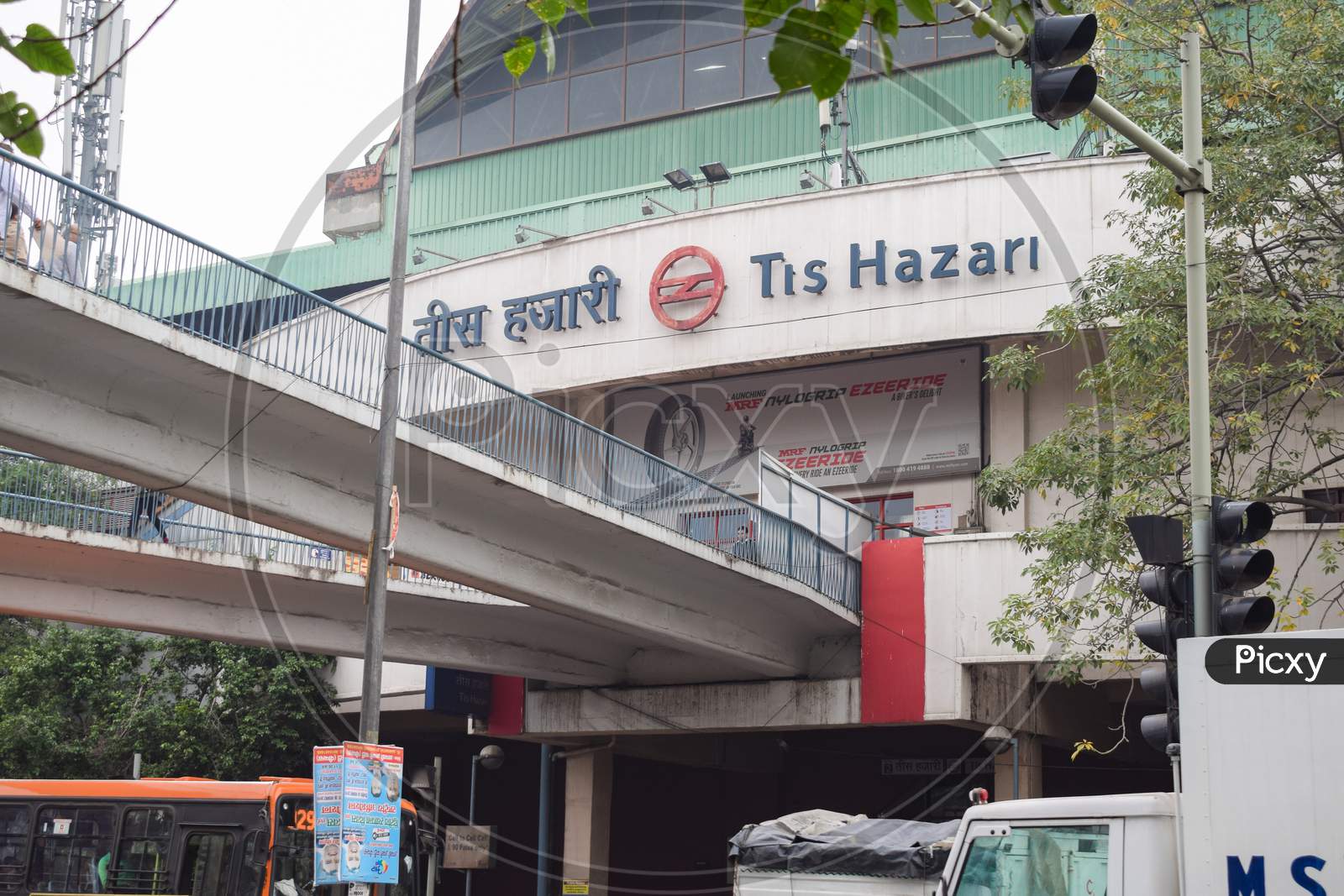 Image of Tis Hazari Metro Station near Tis Hazari Court-MJ678525-Picxy