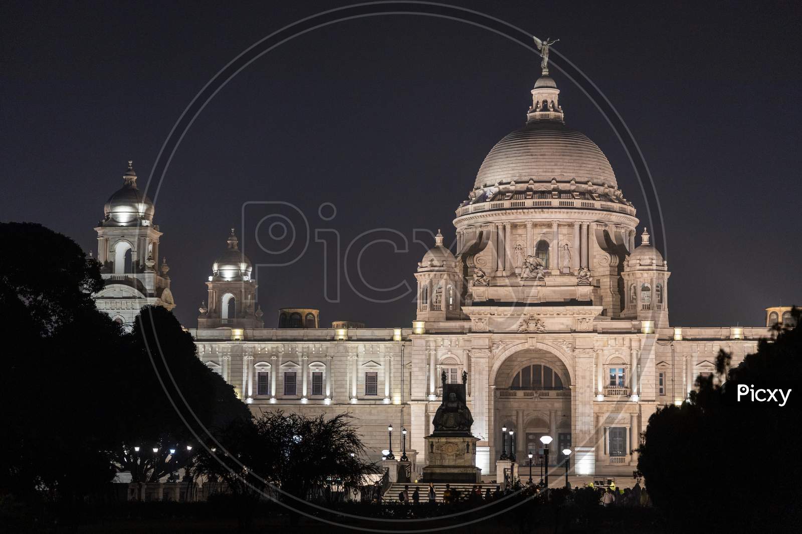 Night View of Victoria Memorial, Kolkata