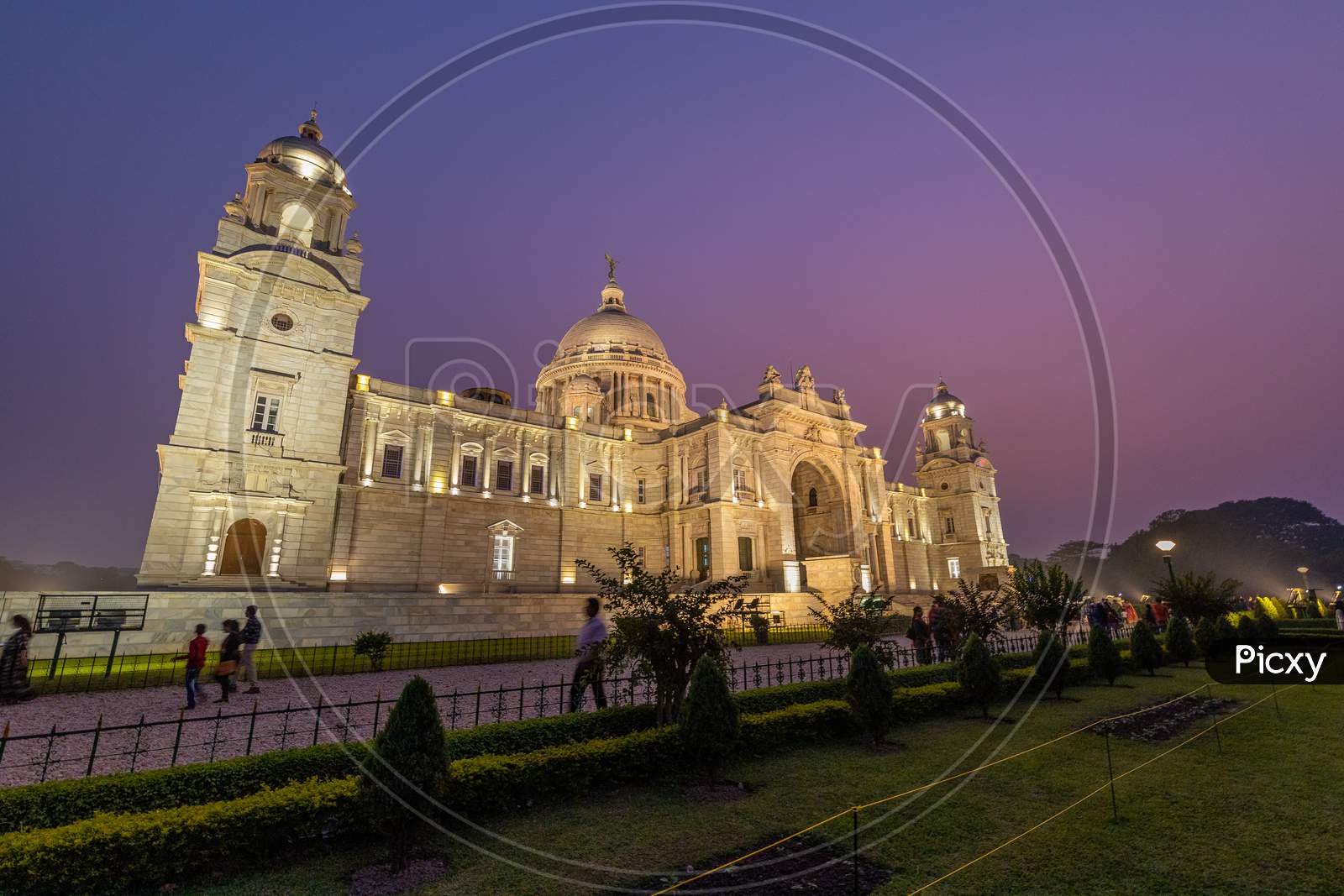 Night View of Victoria Memorial, Kolkata