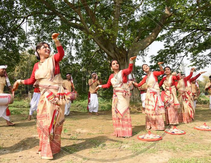 Image of Young Assamese Woman Performing Bihu Dance , A Traditional ...