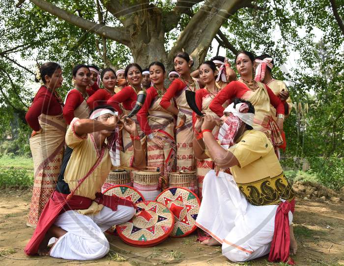 Bihu Dancers , A Traditional Indigenous  Group Folk Dance Form In Assam State