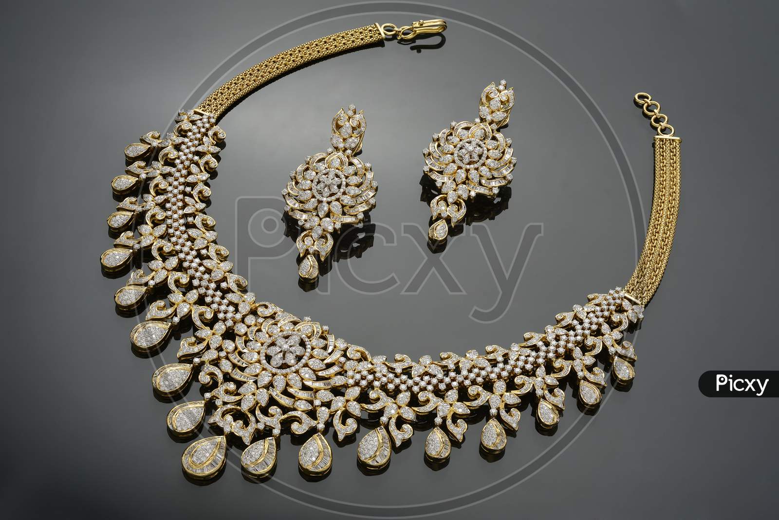 A Diamond Necklace with earrings set