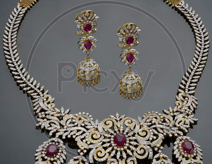 Indian Wedding Jewelry Necklace