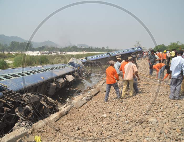 Rescue Team  Helping At Passenger Train Accident At Jagi Road , Assam  April 16 2016
