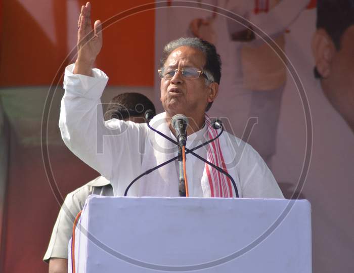 Assam Former Chief Minister  And Congress Leader Tarun Gogoi Addressing People   In Election Rally Meeting  in  Assam