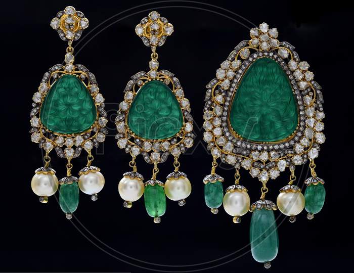 Indian Jewellery Ear Rings   Designs Over Isolated Background