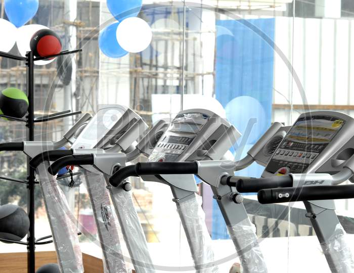 Treadmill displays in a gym