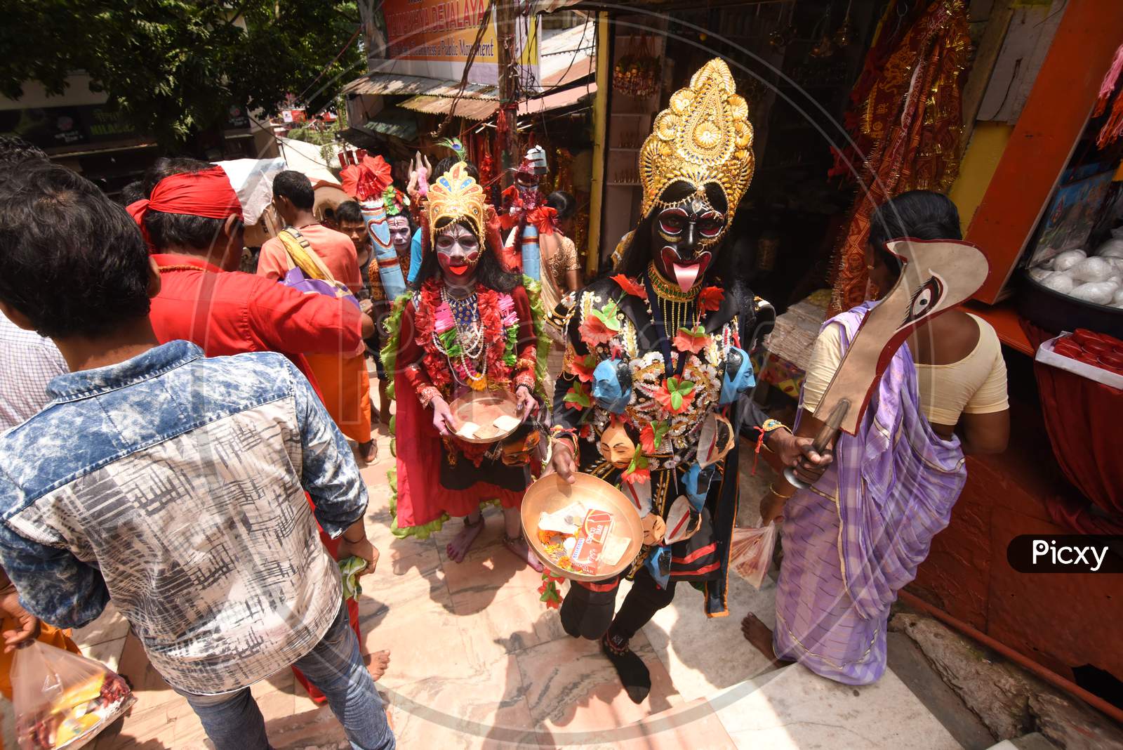 Indian Children On Hindu  God And Goddess Getups Begging At Kamakhya Temple  Guwahati, Assam