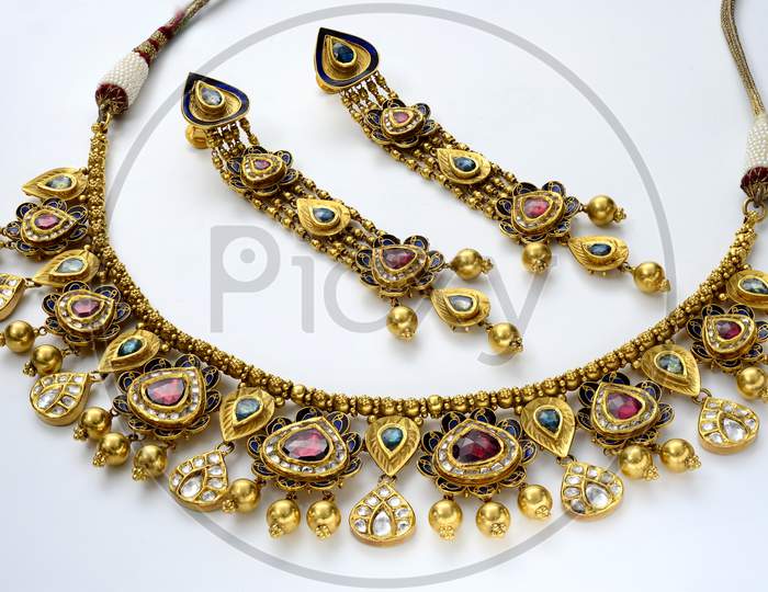 Multi gemstone fashion jewelry necklace