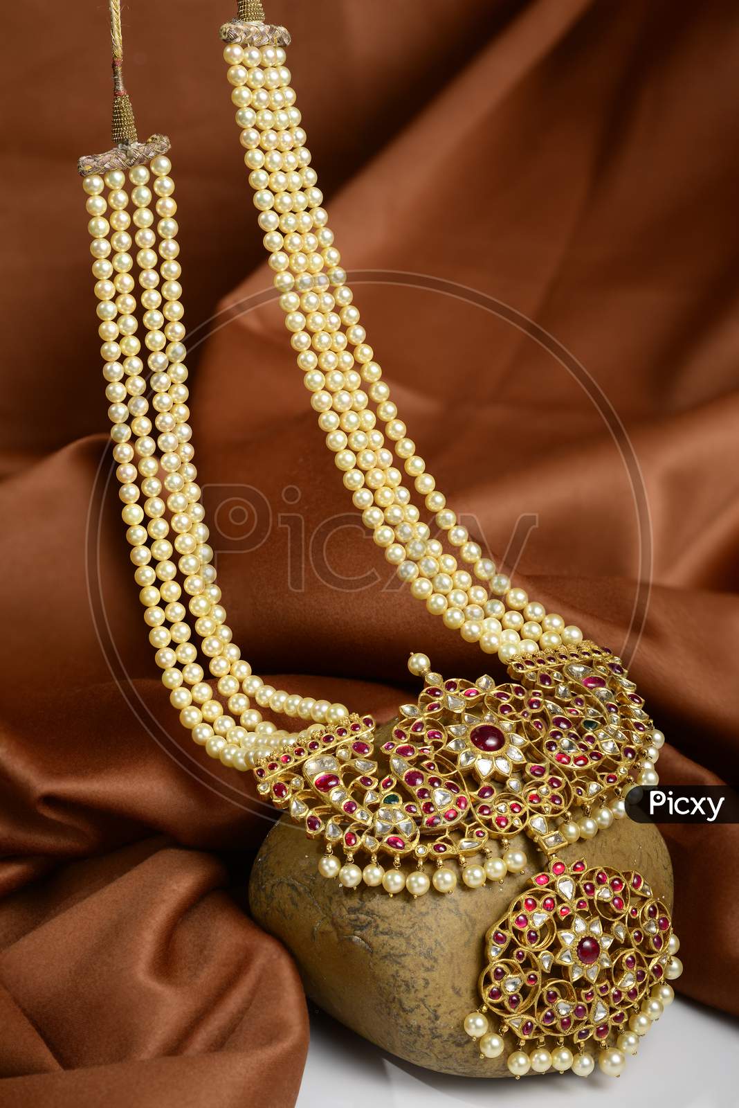Traditional Pearl Indian Choker & Studs Jewellery Set - Colours Available | Indian  Jewellery UK USA