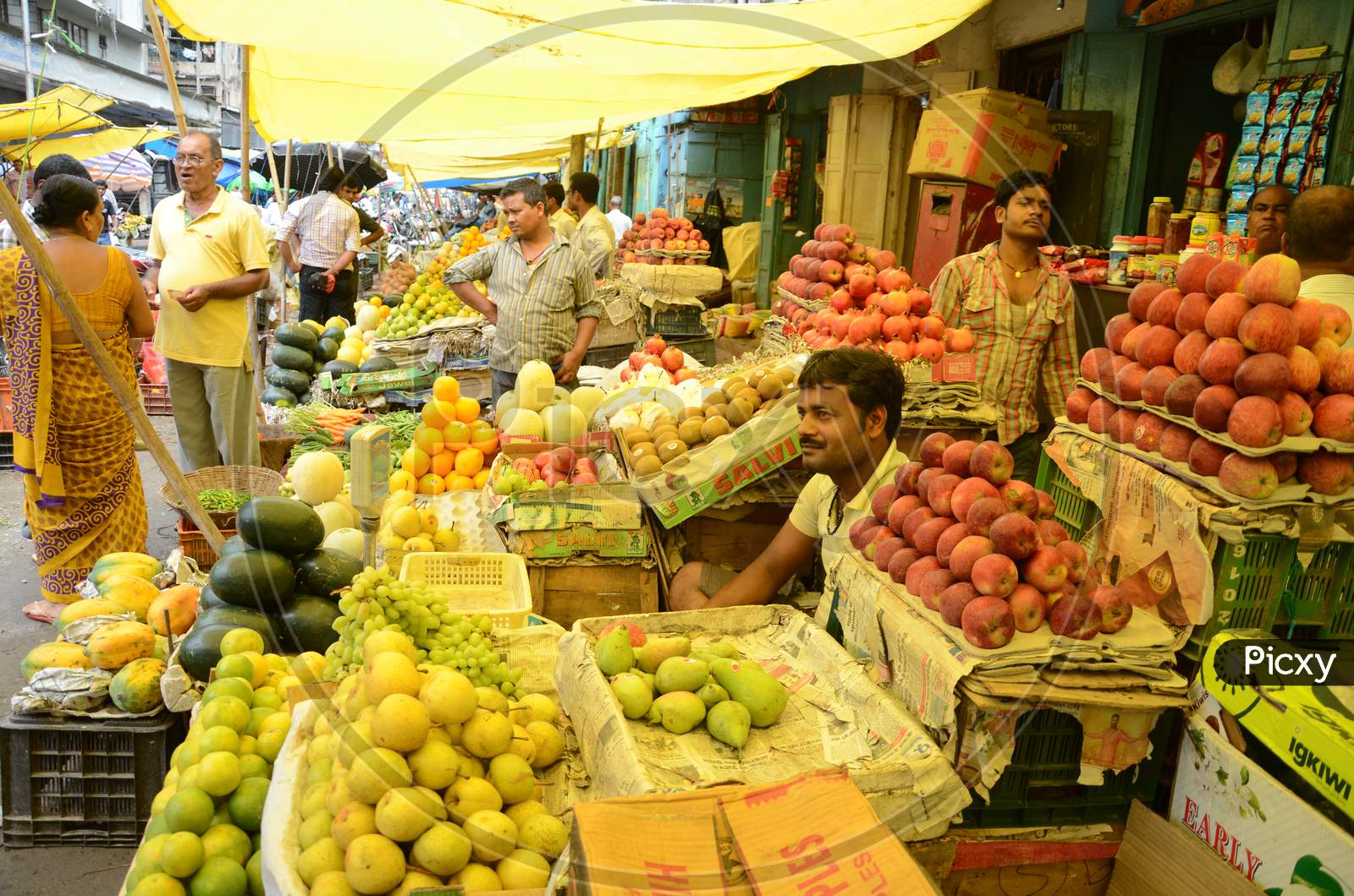 People in Guwahati Fruit Market, Assam