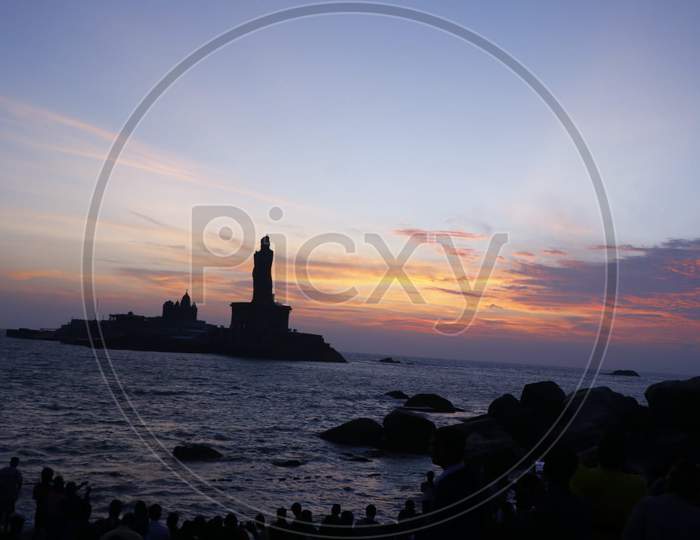 Thiruvalluvar statue sunrise