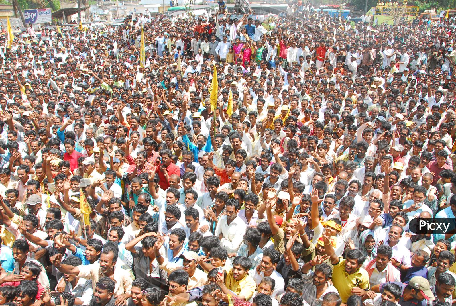 Image of Crowd Of TDP Supporters At ab Election Meeting-UN398280-Picxy