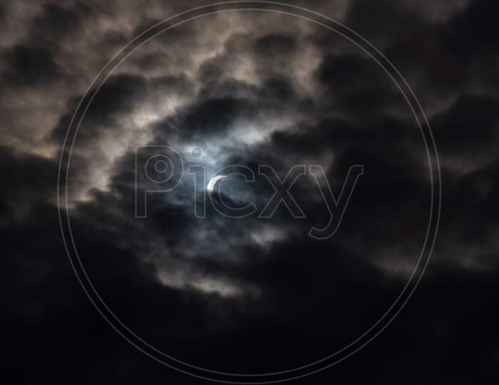 Annular Solar Eclipse partially Visible in Hyderabad under cloud cover , Dec 26th,2019