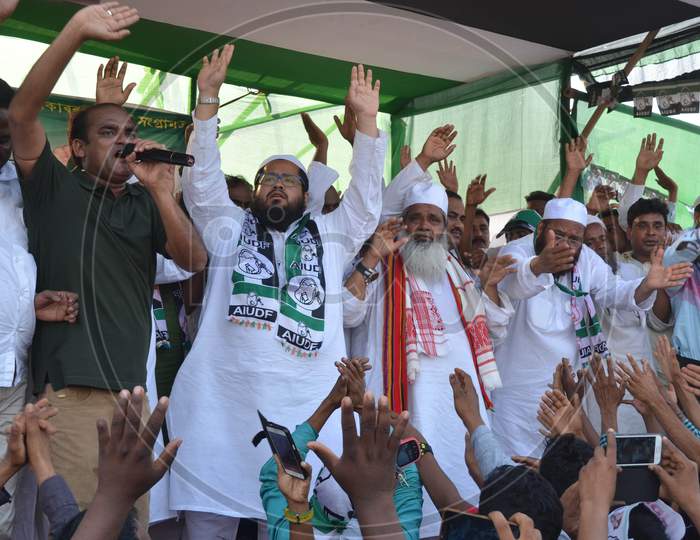 Image of Aiudf Chief Badruddin Ajmal Alongwith With Mp Sirajuddin Ajmal