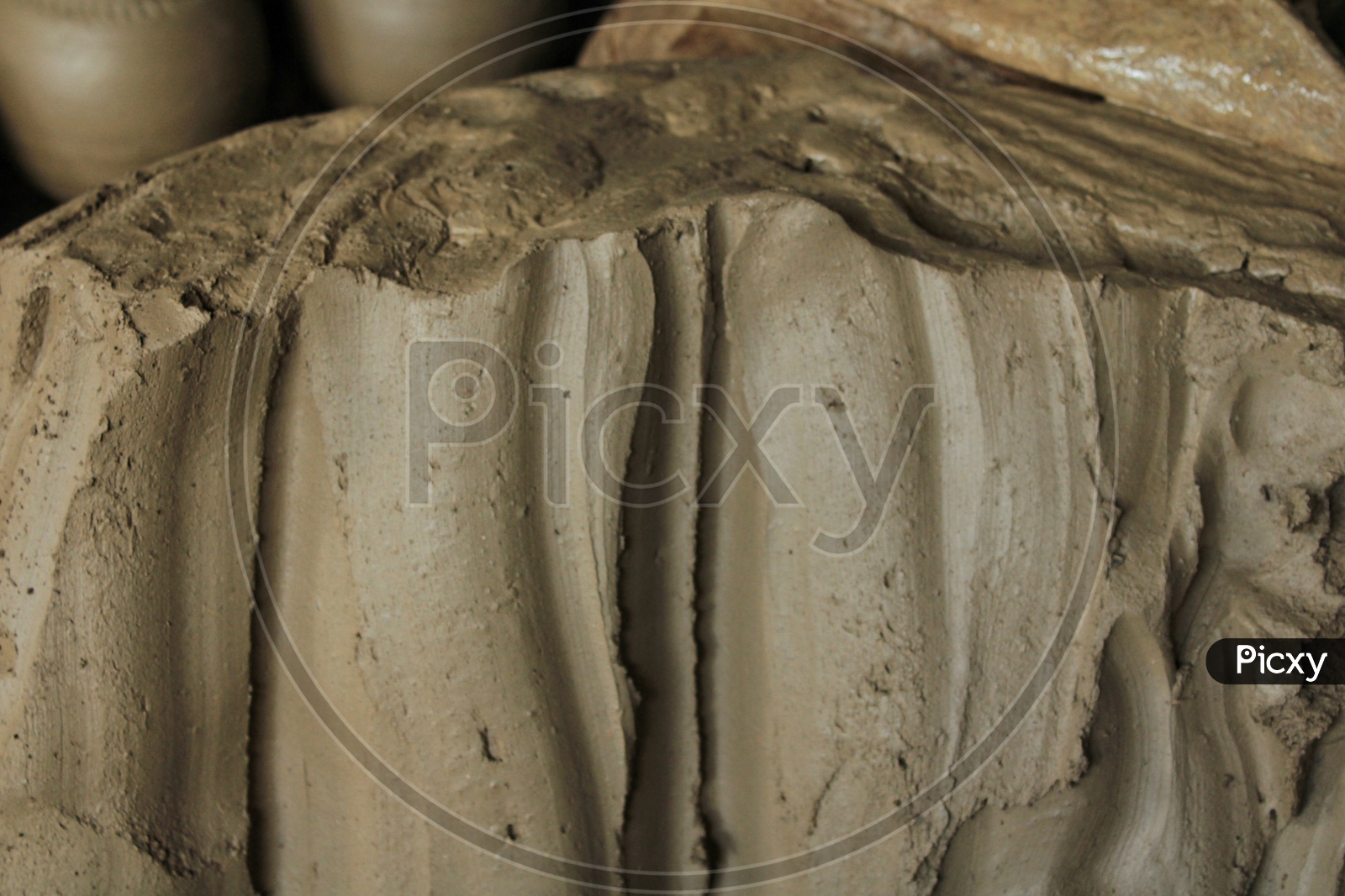 Pottery mud